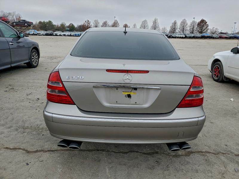 Photo 6 from auction – 2005 MERCEDES-BENZ E 320 with VIN WDBUF65J35A645035