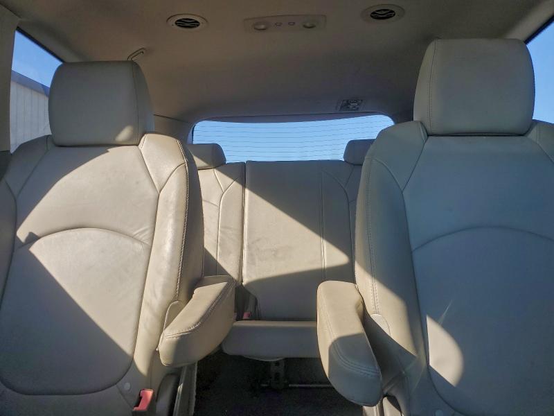Photo 10 from auction – 2011 CHEVROLET TRAVERSE L with VIN 1GNKRJED7BJ265020