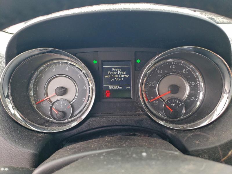 Photo 9 from auction – 2015 CHRYSLER TOWN & COU with VIN 2C4RC1CG0FR674404