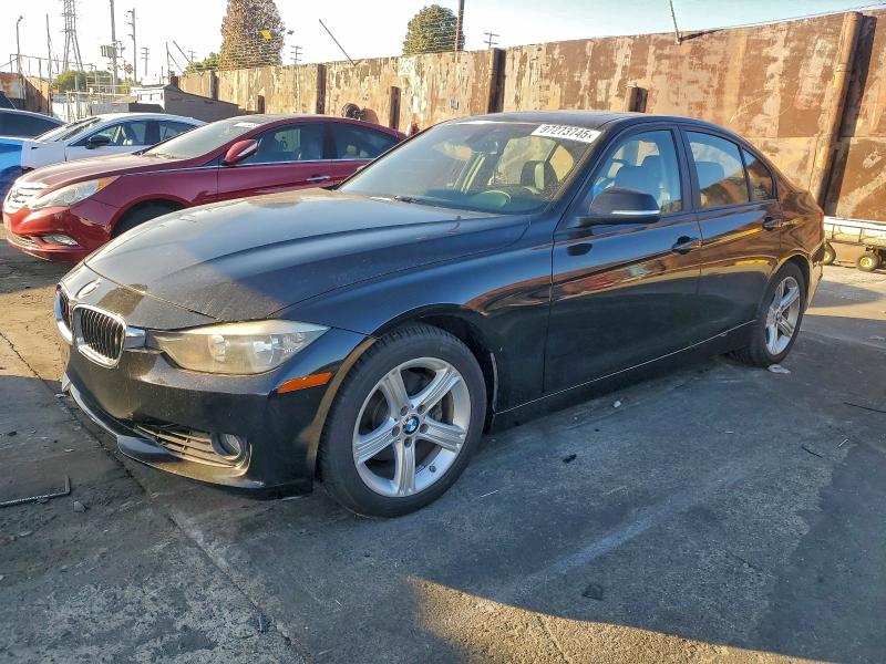 BMW 328 I SULE 2013 with VIN WBA3C1C57DF438810 - Photo from auction