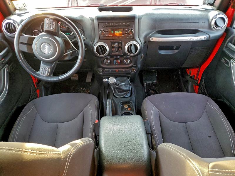 Photo 8 from auction – 2015 JEEP WRANGLER U with VIN 1C4BJWEGXFL556192