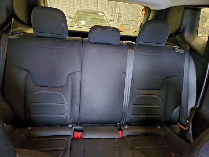 Photo 10 from auction – 2018 JEEP RENEGADE L with VIN ZACCJABBXJPH10596