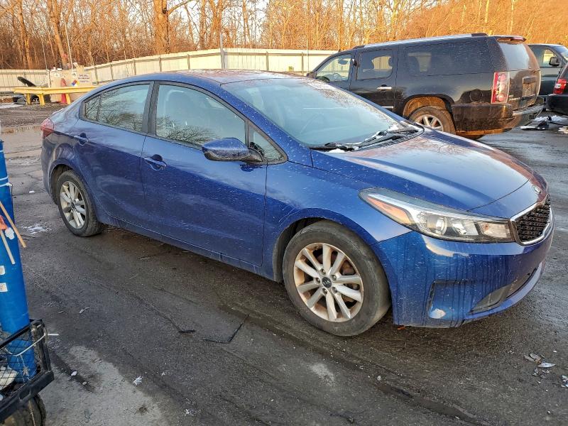 Photo 4 from auction – 2017 KIA FORTE LX with VIN 3KPFL4A70HE157695