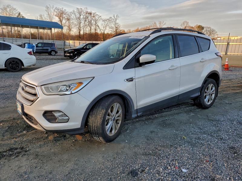 FORD ESCAPE SEL 2018 with VIN 1FMCU9HD4JUA26619 - Photo from auction