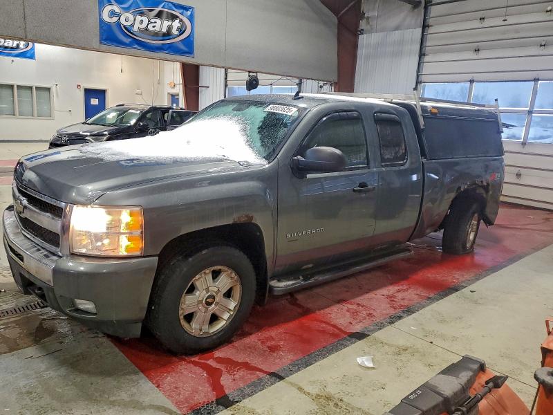 CHEVROLET SILVERADO 2011 with VIN 1GCRKSE37BZ236725 - Photo from auction