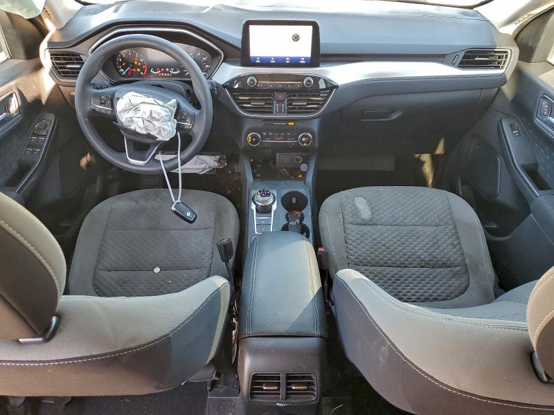 Photo 8 from auction – 2020 FORD ESCAPE with VIN 1FMCU0G6XLUA59447