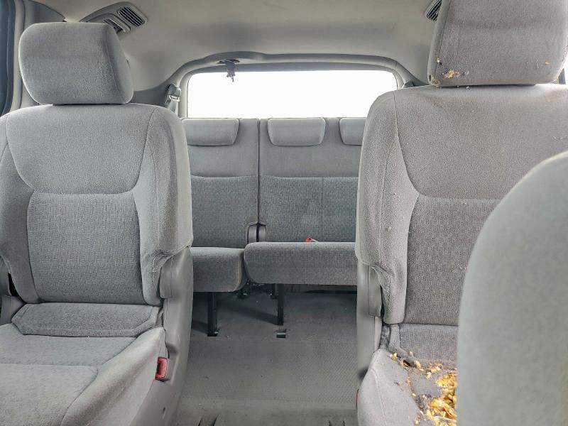 Photo 10 from auction – 2004 TOYOTA SIENNA CE with VIN 5TDZA23C74S195149