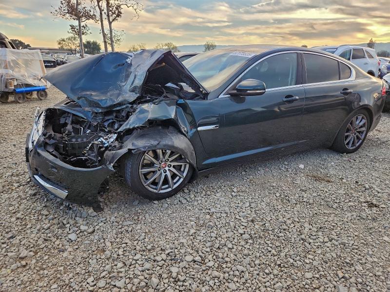 JAGUAR XF 2.0T PR 2015 with VIN SAJWA0FS0FPU62947 - Photo from auction