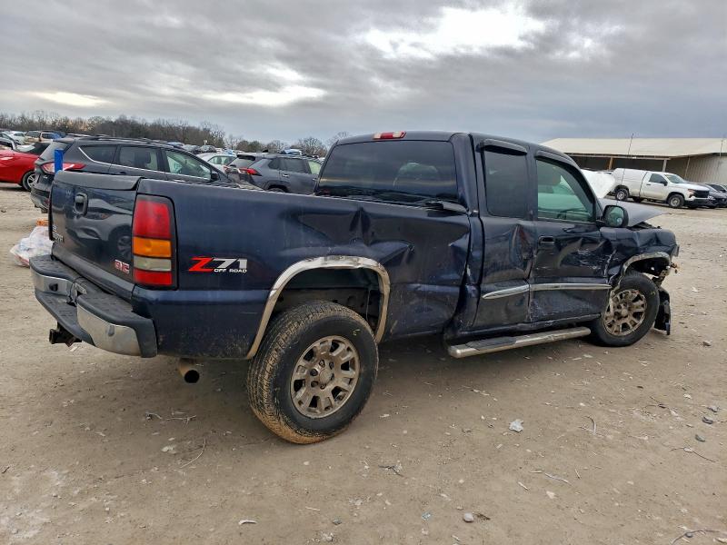 Photo 3 from auction – 2006 GMC NEW SIERRA with VIN 1GTEK19B06Z254371