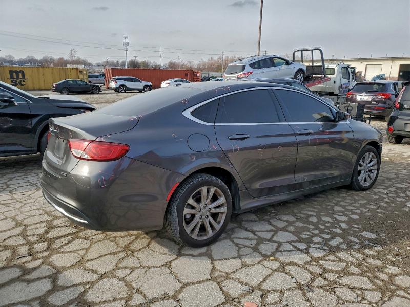 Photo 3 from auction – 2015 CHRYSLER 200 LIMITE with VIN 1C3CCCAB5FN723932