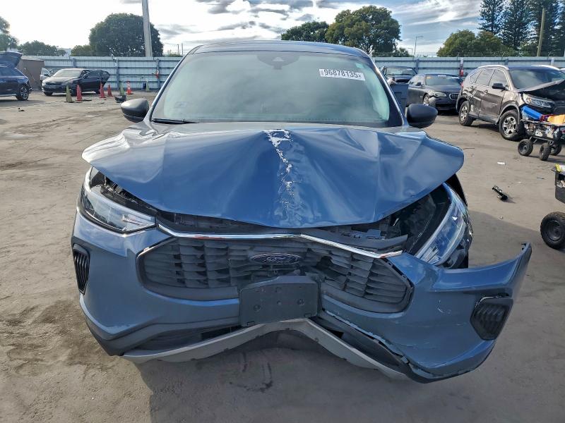 Photo 5 from auction – 2023 FORD ESCAPE ACT with VIN 1FMCU0GZ5PUA75846