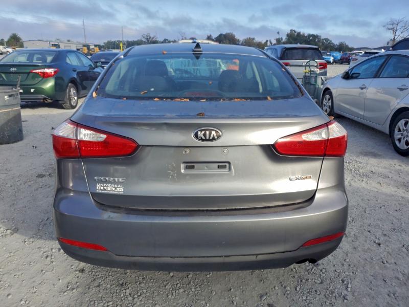Photo 6 from auction – 2015 KIA FORTE EX with VIN KNAFX4A84F5309223
