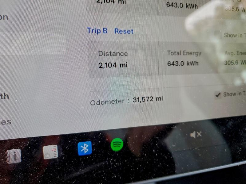 Photo 9 from auction – 2022 TESLA MODEL Y with VIN 7SAYGDEF6NF558062