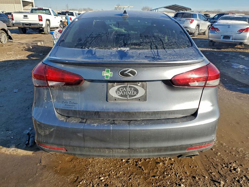Photo 6 from auction – 2017 KIA FORTE LX with VIN 3KPFL4A73HE158291