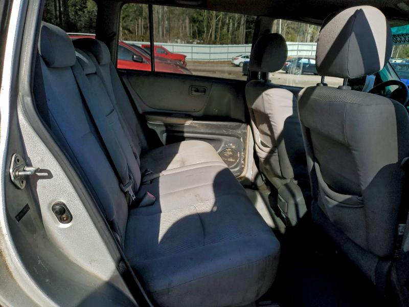 Photo 11 from auction – 2004 TOYOTA HIGHLANDER with VIN JTEGP21A740010166
