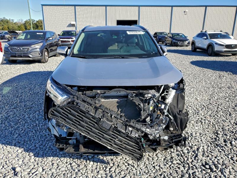 Photo 5 from auction – 2023 TOYOTA RAV4 XLE with VIN 2T3W1RFVXPC223927