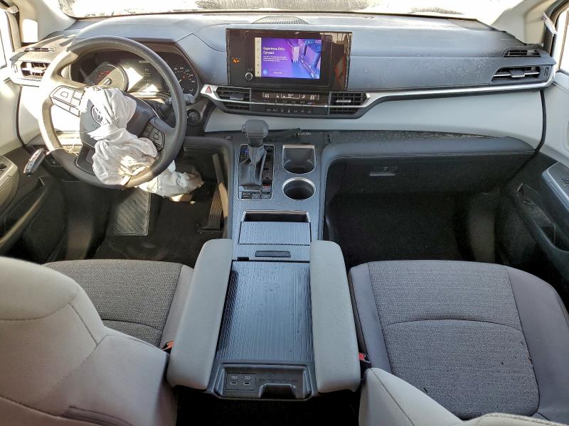 Photo 8 from auction – 2025 TOYOTA SIENNA with VIN 5TDBRKEC9SS248471