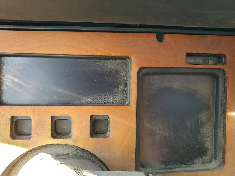 Photo 9 from auction – 1984 CHEVROLET CORVETTE with VIN 1G1AY0786E5135933