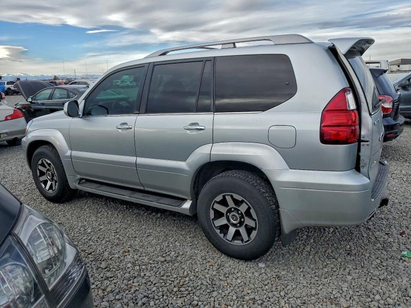 Photo 2 from auction – 2008 LEXUS GX470 with VIN JTJBT20X480162764