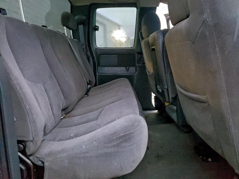 Photo 10 from auction – 2006 CHEVROLET SILVERADO with VIN 1GCEK19B26Z152554