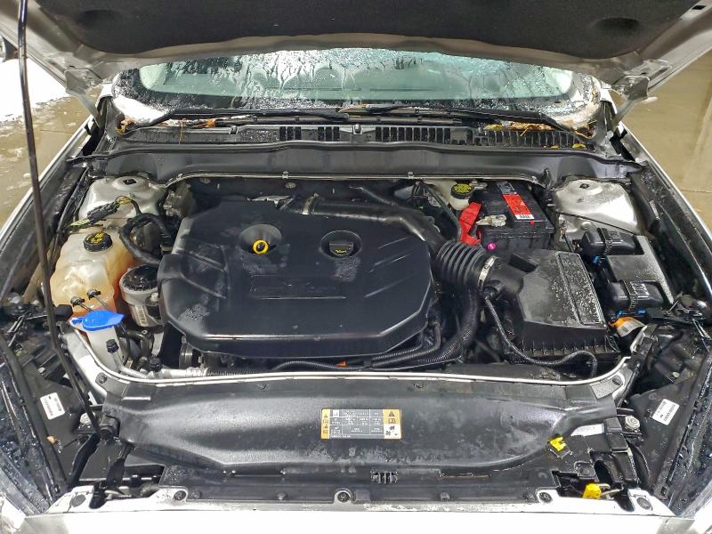 Photo 11 from auction – 2016 FORD FUSION SE with VIN 3FA6P0T99GR276788