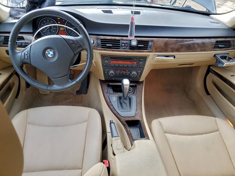 Photo 8 from auction – 2009 BMW 328 I with VIN WBAPH77549NL83388
