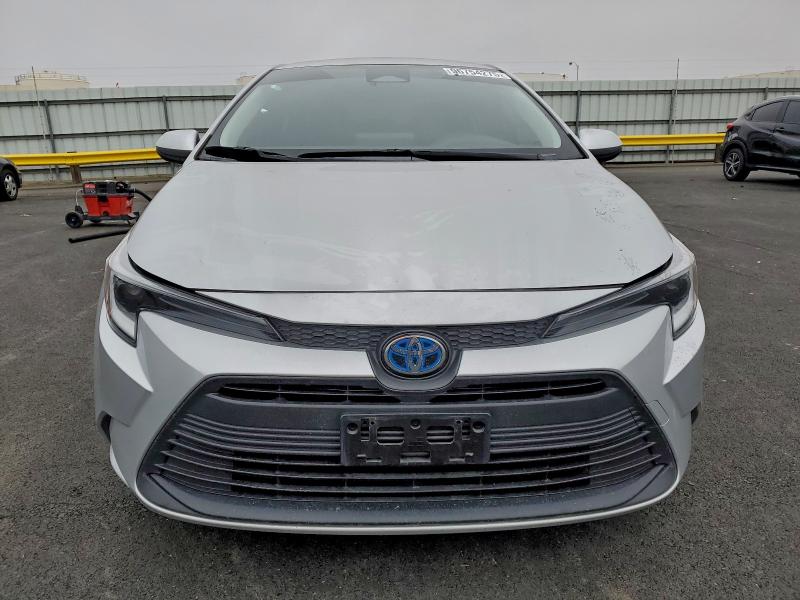 Photo 5 from auction – 2024 TOYOTA COROLLA LE with VIN JTDBCMFE3R3031796