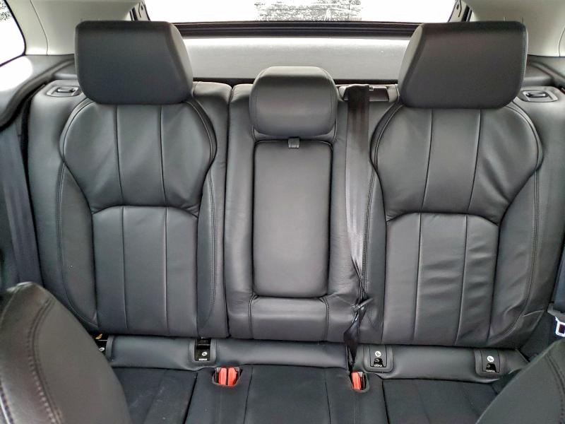 Photo 10 from auction – 2019 LAND ROVER RANGE ROVE with VIN SALVP2RX2KH347761