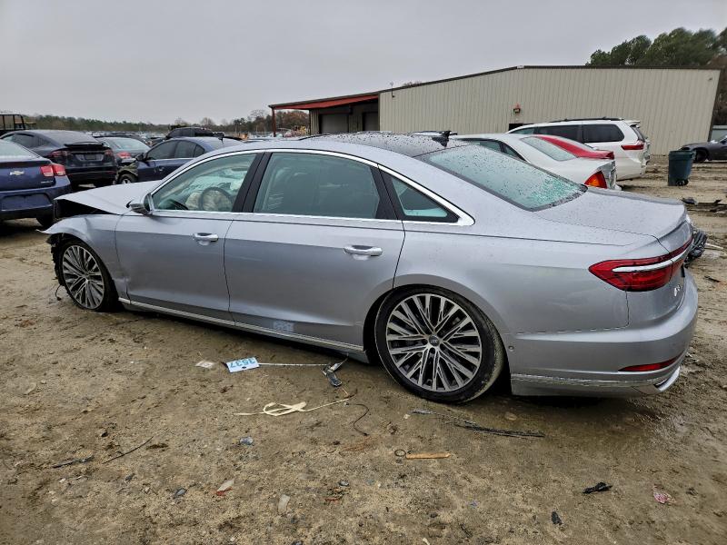 Photo 2 from auction – 2019 AUDI A8 L with VIN WAU8DAF80KN020276