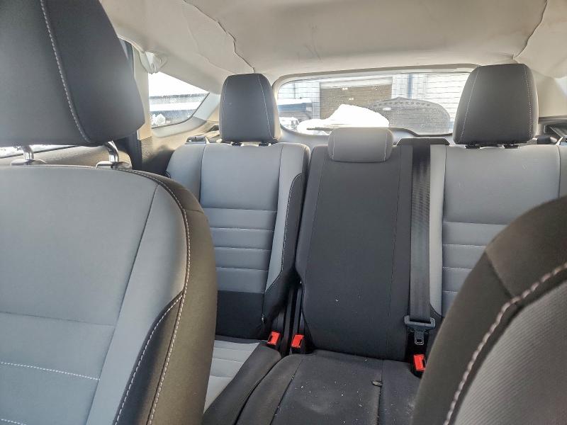 Photo 10 from auction – 2017 FORD ESCAPE S with VIN 1FMCU0F73HUC08119