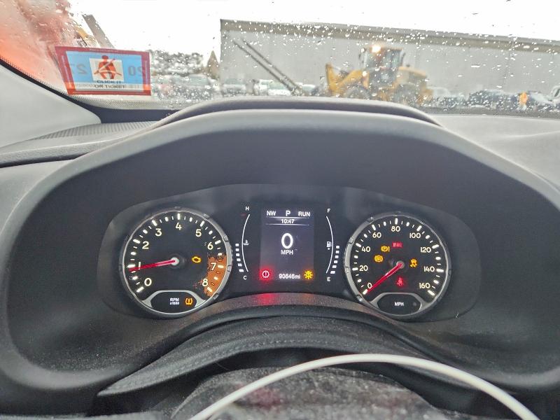 Photo 9 from auction – 2017 JEEP RENEGADE L with VIN ZACCJBBB2HPF33851