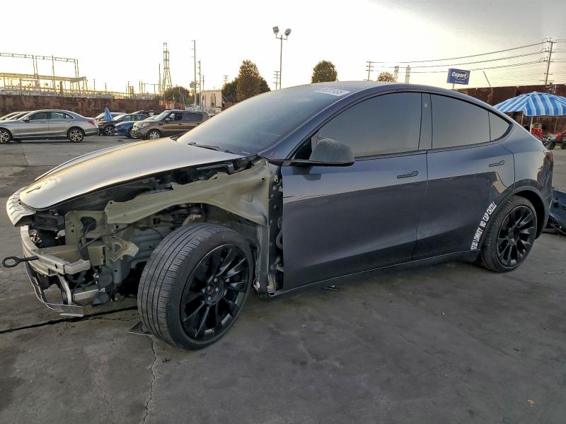TESLA MODEL Y 2020 with VIN 5YJYGDEE7LF037997 - Photo from auction