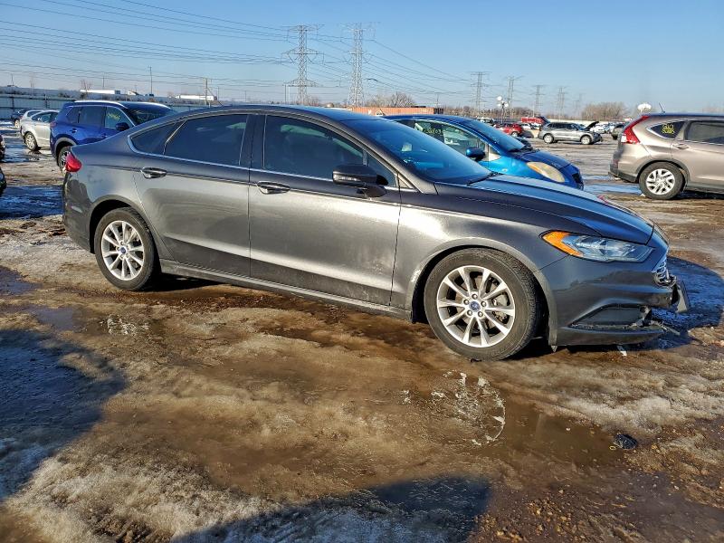 Photo 4 from auction – 2017 FORD FUSION with VIN 3FA6P0H71HR116560