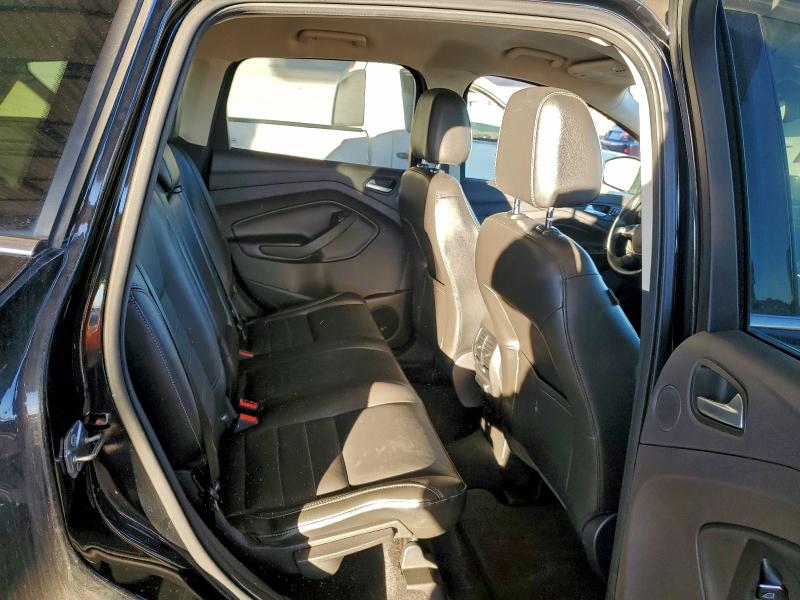 Photo 10 from auction – 2016 FORD ESCAPE with VIN 1FMCU9JXXGUA65101