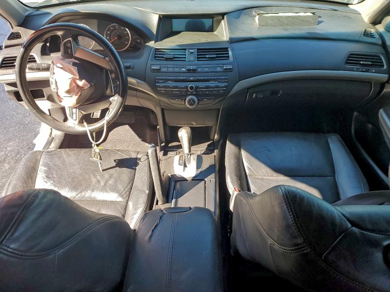 Photo 8 from auction – 2008 HONDA ACCORD EXL with VIN JHMCP26818C048892