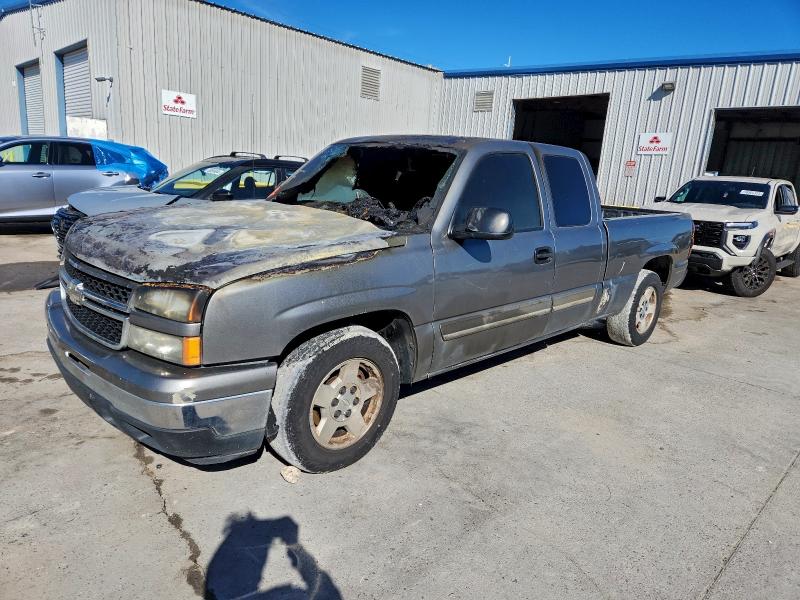 CHEVROLET SILVERADO 2006 with VIN 1GCEC19X16Z253240 - Photo from auction