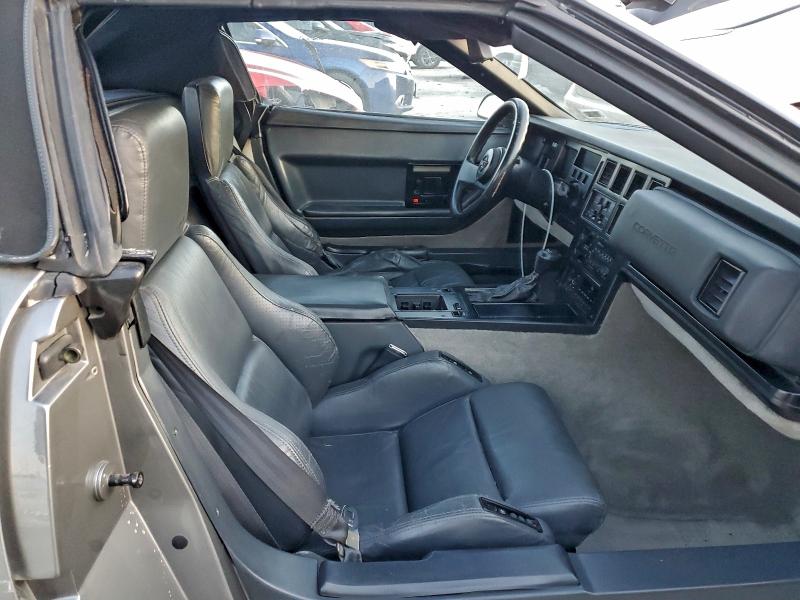Photo 10 from auction – 1987 CHEVROLET CORVETTE with VIN 1G1YY318XH5129209