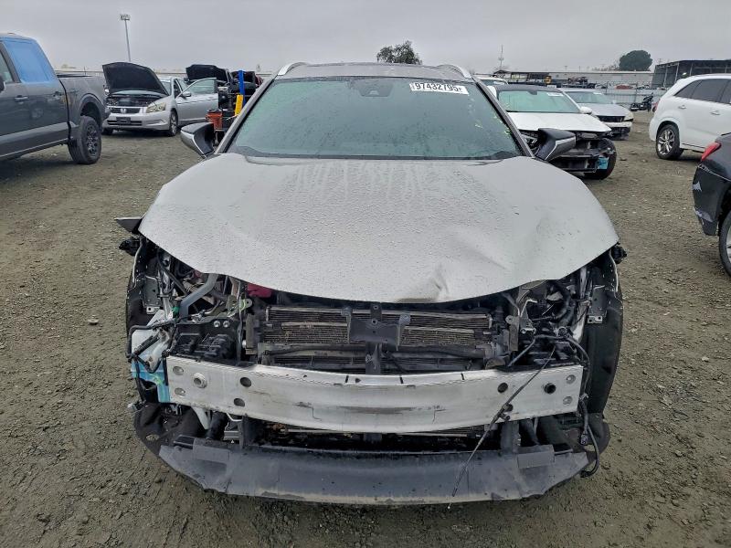 Photo 5 from auction – 2019 LEXUS UX 250H with VIN JTHU9JBH1K2004189