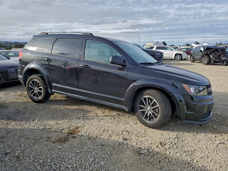 Foto 4 de la subasta – 2018 DODGE JOURNEY SE con VIN 3C4PDCAB2JT444974