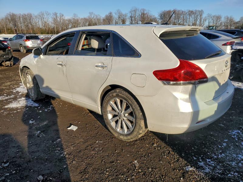 Photo 2 from auction – 2010 TOYOTA VENZA with VIN 4T3ZA3BB1AU028097