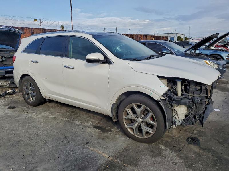 Photo 4 from auction – 2016 KIA SORENTO SX with VIN 5XYPK4A57GG051302