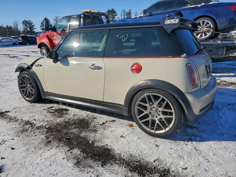 Photo 2 from auction – 2005 MINI COOPER S with VIN WMWRE33415TD91934