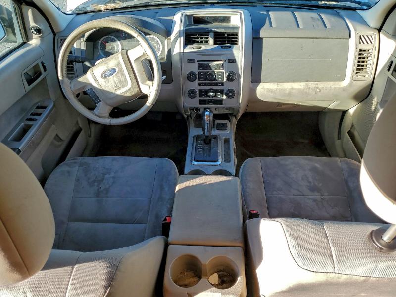 Photo 8 from auction – 2011 FORD ESCAPE HYB with VIN 1FMCU5K34BKA39120