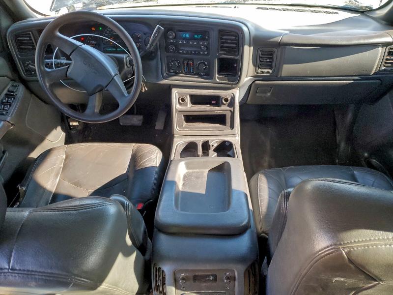 Photo 8 from auction – 2007 GMC NEW SIERRA with VIN 2GTEC13V871126535