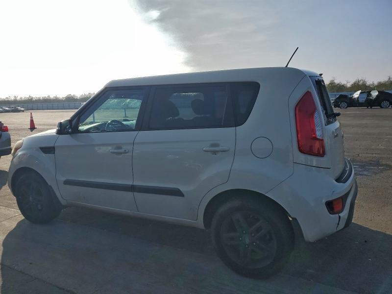 Фото 2 с аукциона – 2013 KIA SOUL + с VIN KNDJT2A66D7510344