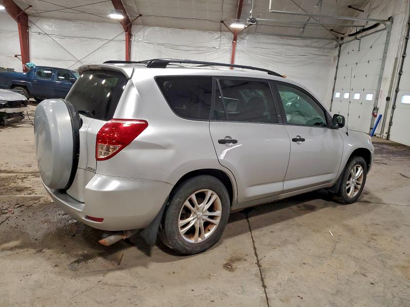 Photo 3 from auction – 2006 TOYOTA RAV4 with VIN JTMBK33VX65011952