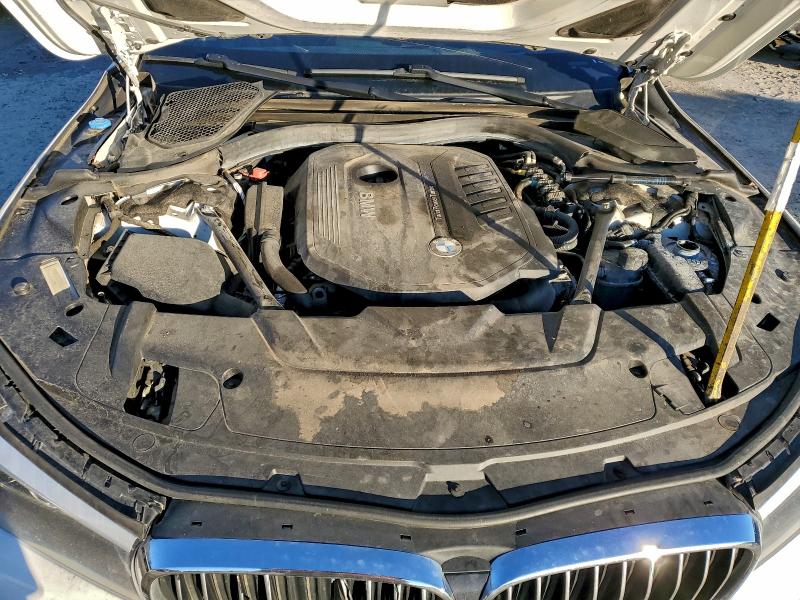 Photo 11 from auction – 2017 BMW 740 XI with VIN WBA7E4C31HGV23329