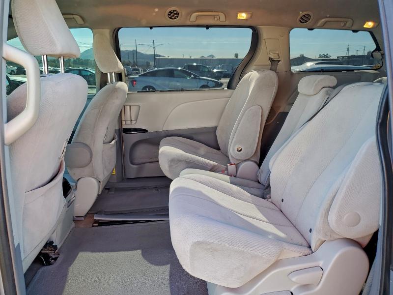 Photo 11 from auction – 2013 TOYOTA SIENNA LE with VIN 5TDKK3DC0DS282734
