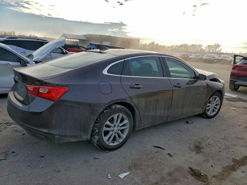 Photo 3 from auction – 2016 CHEVROLET MALIBU LT with VIN 1G1ZE5STXGF186451