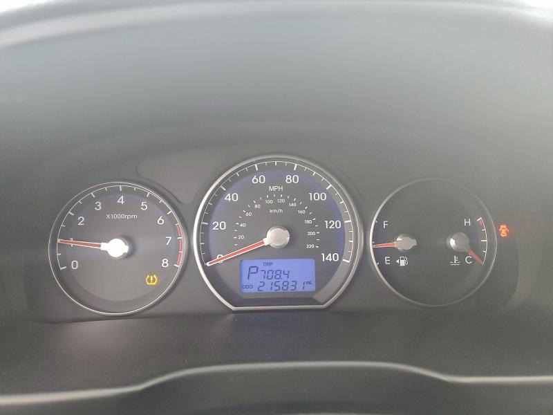 Photo 9 from auction – 2010 HYUNDAI SANTA FE with VIN 5NMSGDABXAH369641